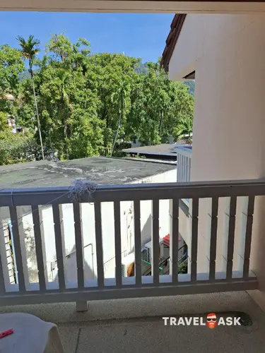 Kata Poolside Resort