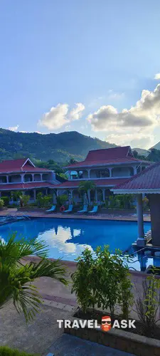 The Oasis Hotel, Restaurant & Spa