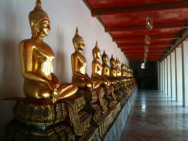 Храм Лежащего Будды (Ват Пхо)
