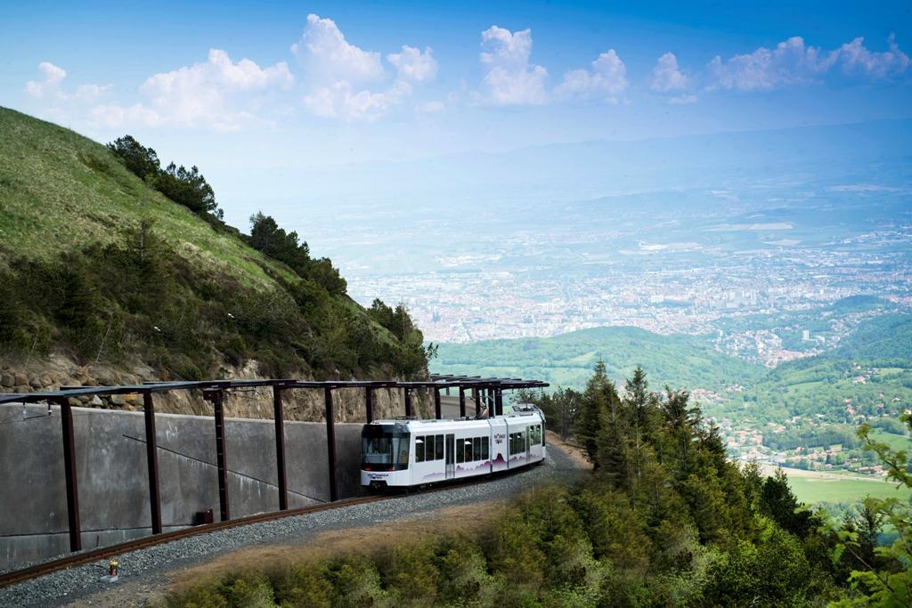 Поезд Panoramique des Domes