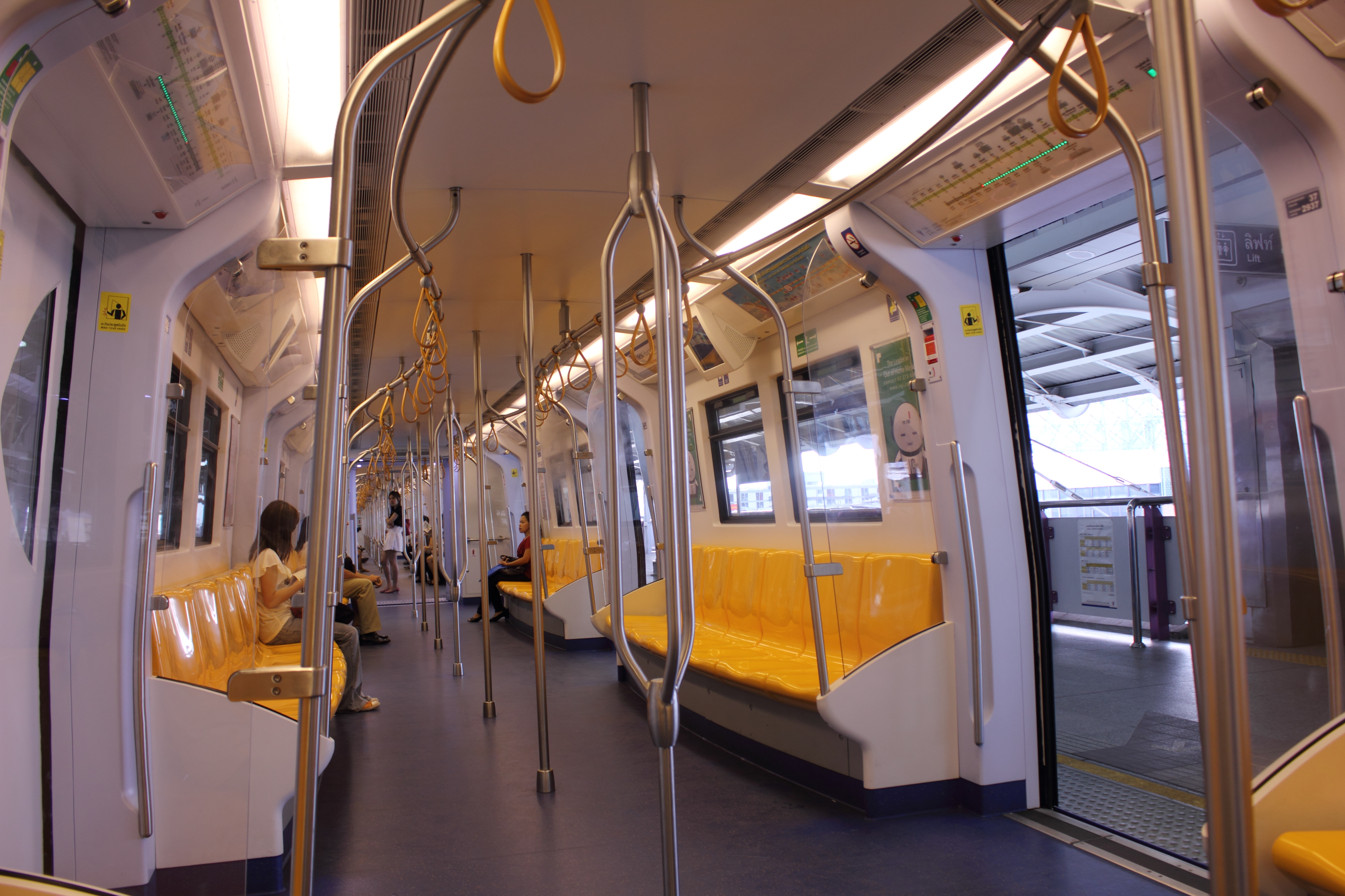 Метро BTS Skytrain