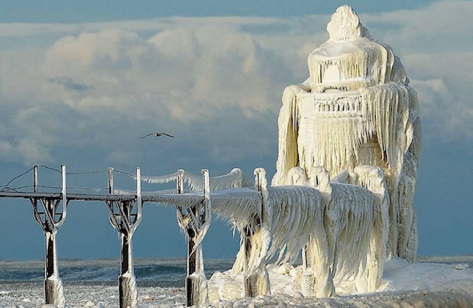 10 поразительных фото «до и после» о волшебных превращениях, на которые способна зима 10 поразительных фото «до и после» о волшебных превращениях, на которые способна зима