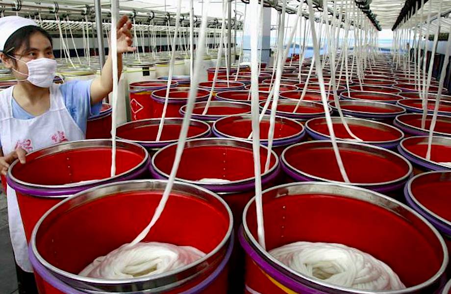 20 фотографий, демонстрирующих, как проходит работа на различных фабриках Китая 20 фотографий, демонстрирующих, как проходит работа на различных фабриках Китая