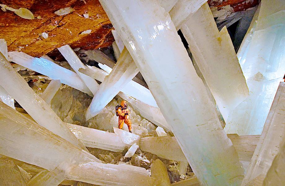 Пещера Найка: как образовались самые большие кристаллы в мире Пещера Найка: как образовались самые большие кристаллы в мире