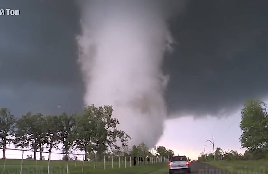 Видео: Камеры, которые оказались в самом центре торнадо и сняли его мощь прямо изнутри Видео: Камеры, которые оказались в самом центре торнадо и сняли его мощь прямо изнутри