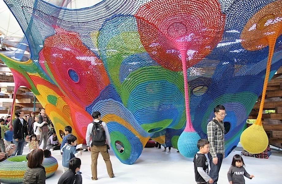 Невероятные эксперименты современных художников и история текстиля Невероятные эксперименты современных художников и история текстиля