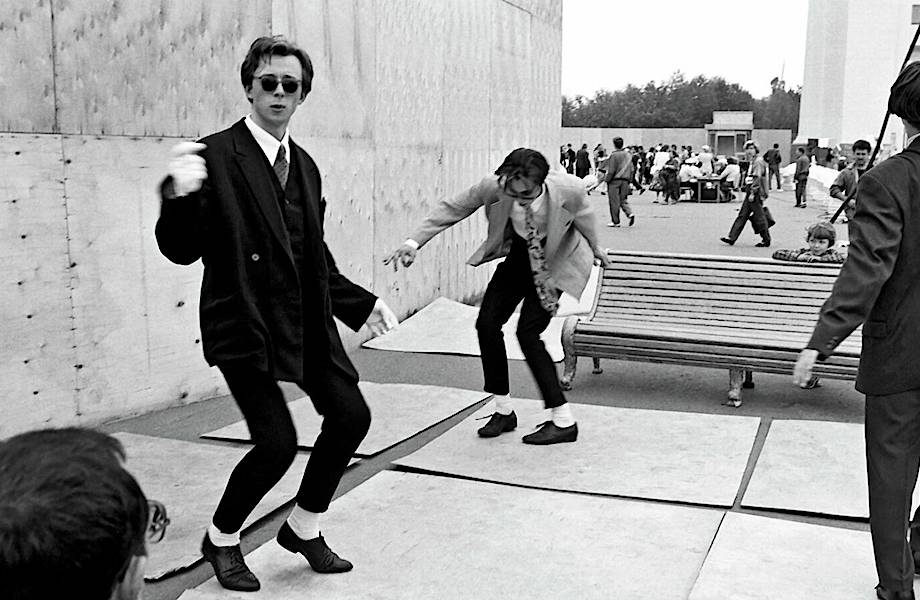 Как появились стиляги, и почему им больше не захотелось «на хилл» Как появились стиляги, и почему им больше не захотелось «на хилл»