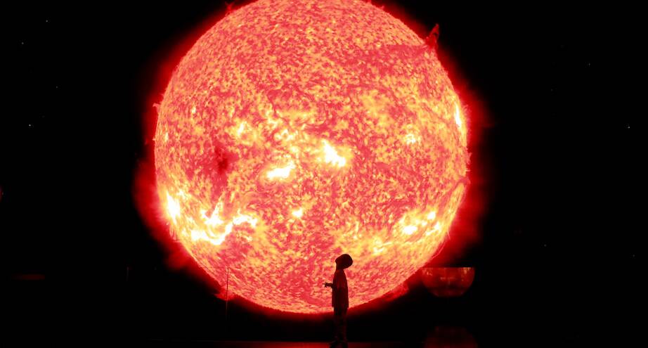 Фото дня: модель солнца в музее Шанхая