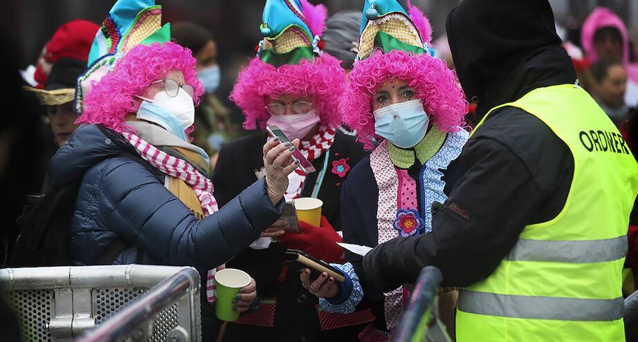 Фото дня: в Германии начинается сезон карнавалов