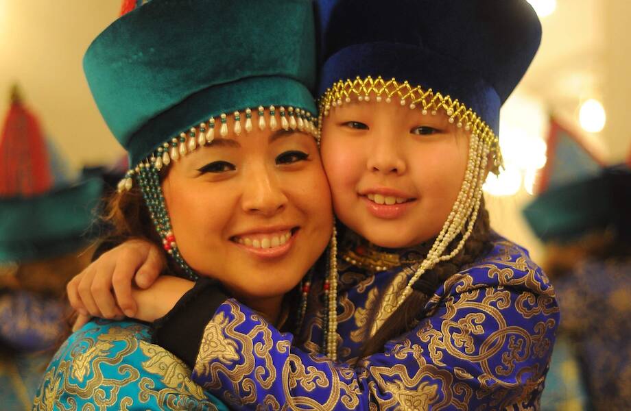 Почему в Бурятии бездетных семей не бывает, а зубы нельзя удалять Почему в Бурятии бездетных семей не бывает, а зубы нельзя удалять