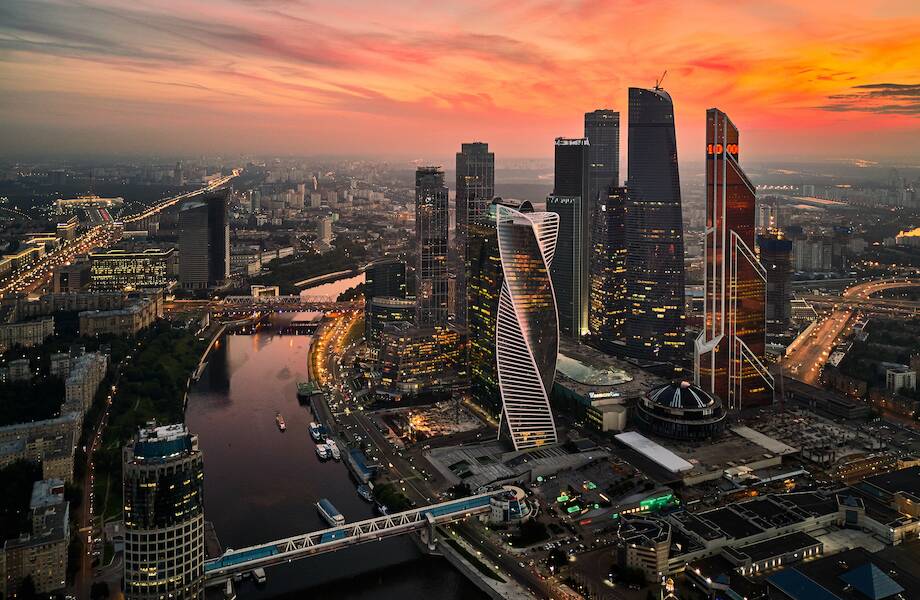 Архитектура будущего: чем примечательны 4 башни «Москва-Сити» Архитектура будущего: чем примечательны 4 башни «Москва-Сити»