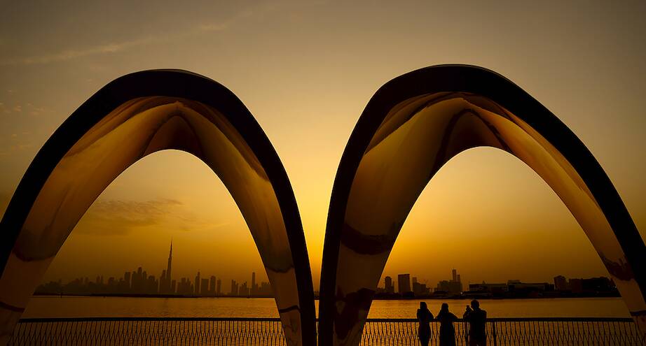 Фото дня: закат над Дубаем