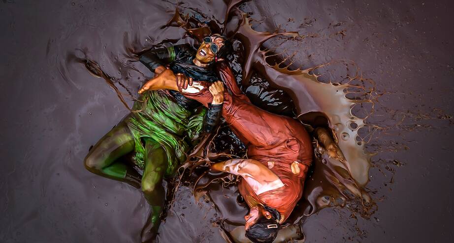 Фото дня: чемпионат мира по борьбе в соусе