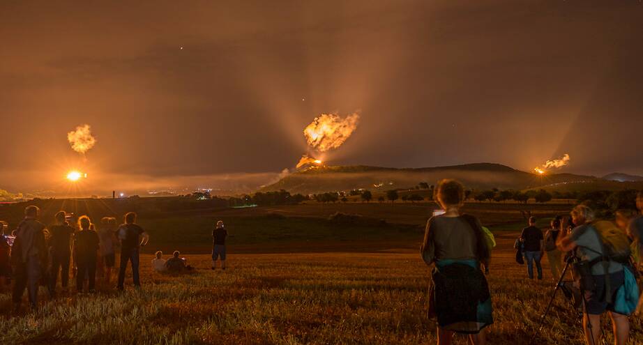 Фото дня: пиротехническое шоу над замками Германии