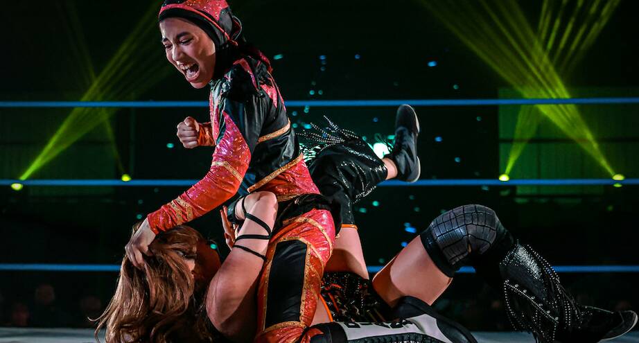 Фото дня: женский чемпионат по реслингу