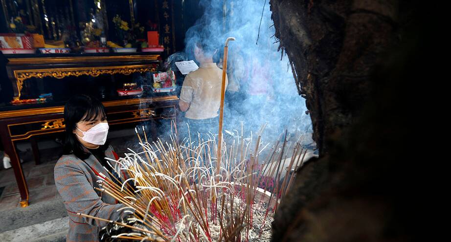 Фото дня: девушка просит о любви в День святого Валентина