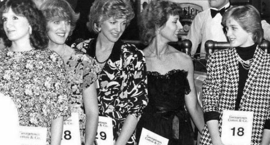 Фото дня: конкурс двойников принцессы Дианы