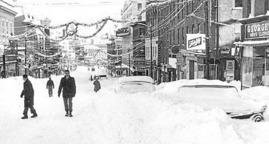 Фото дня: после снегопада, 1962 год